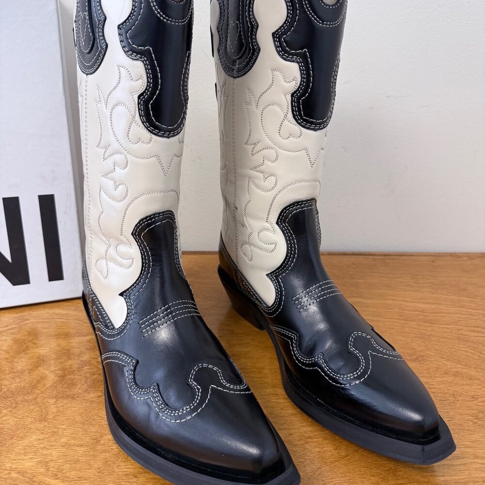 Designer Black & Egret Leather Western Boots Size 41 w/ Box